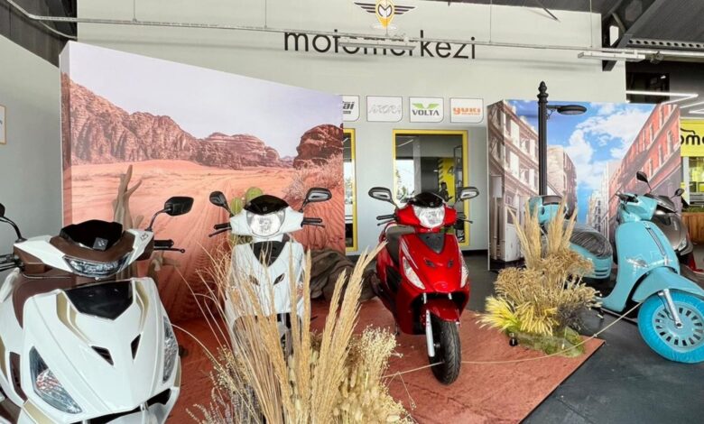 Türkiye'nin ilk 3D motosiklet showroomu açıldı!