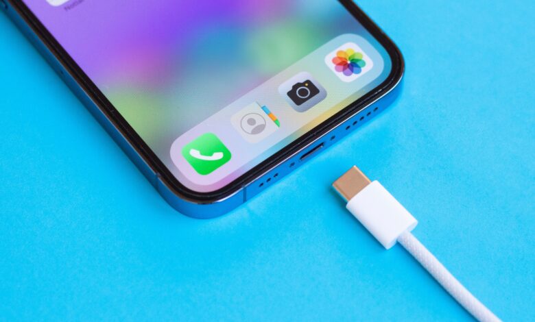 iPhone 15 serisinin USB-C kablolarının özellikleri sızdırıldı!