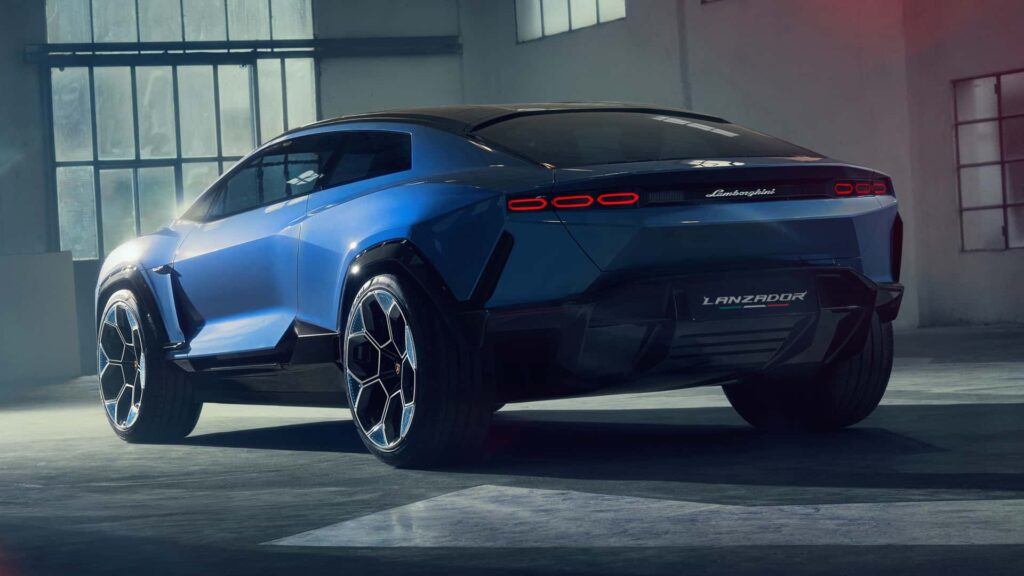 Lamborghini'nin tamamen elektrikli ilk modeli Lanzador tanıtıldı!