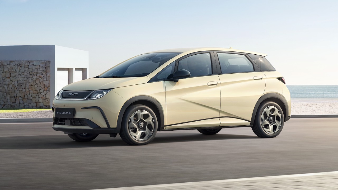 Best HD Pictures about  2023 Byd Dolphin Comfort  - No AI Images